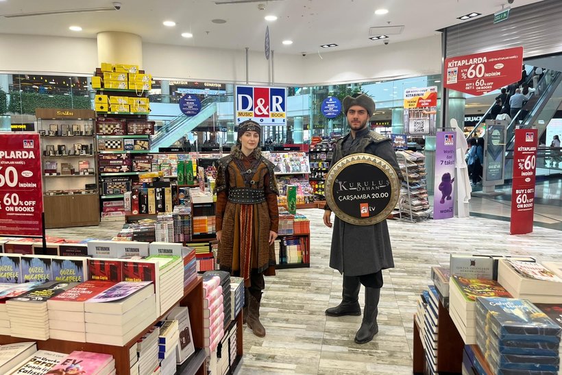 Kuruluş Orhan Surprise Event at D&R Stores Creates Buzz Before Premiere
